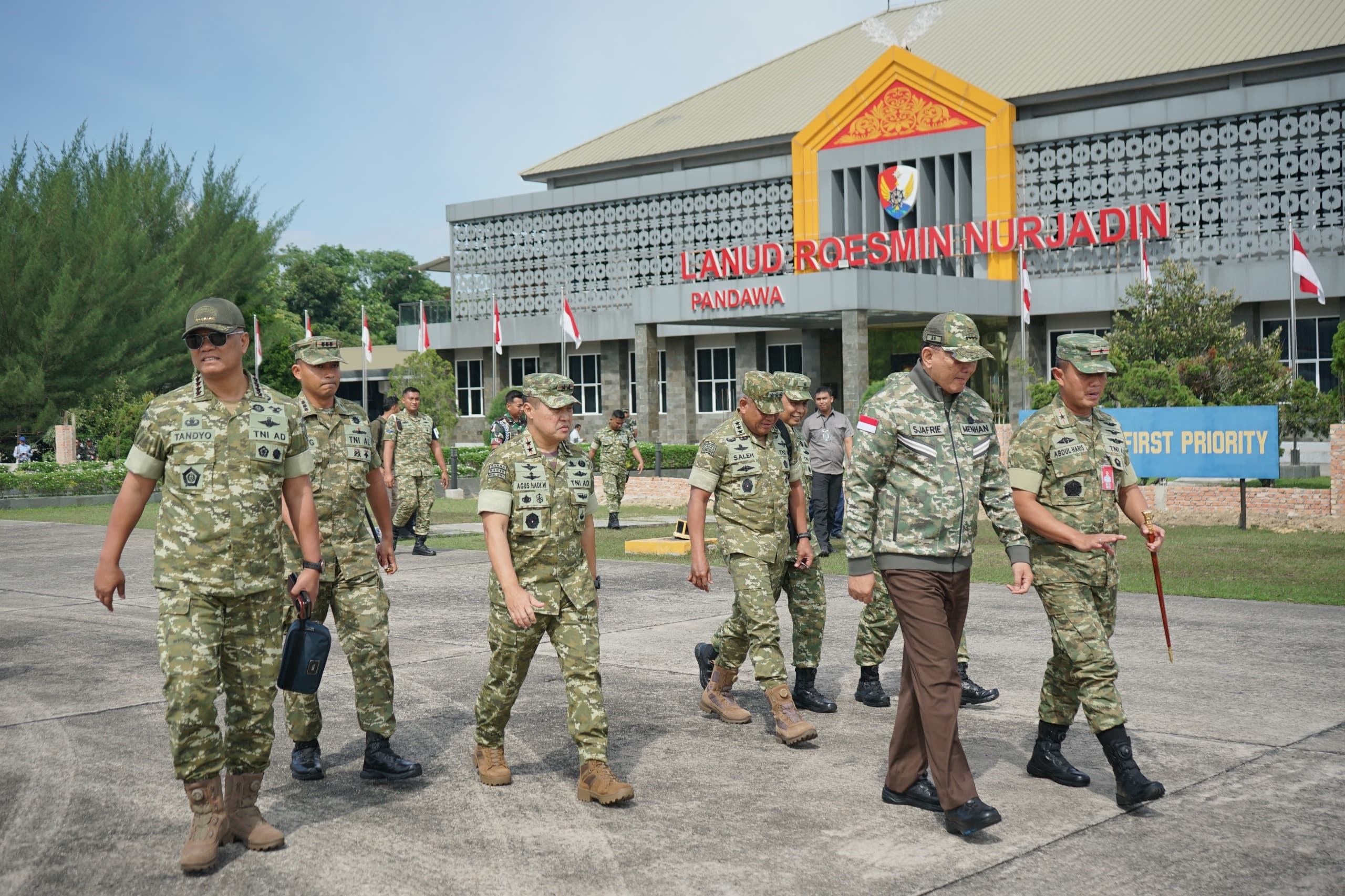 Kodam XIX Tuanku Tambusai Sambut Kunjungan Kerja Menhan RI ke Yonif TP 952/Imam Bulqin dan Yonif TP 898/Pancalang Cakti