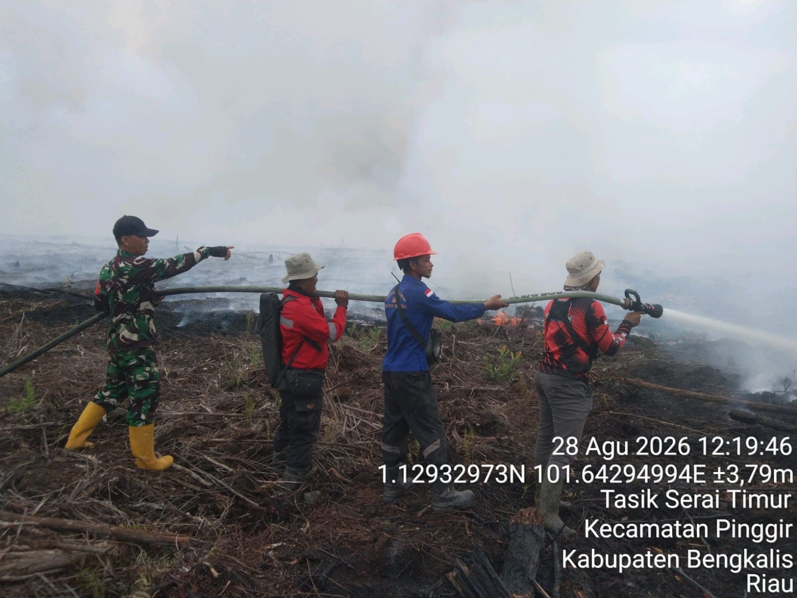 Kodam XIX Tuanku Tambusai Jaga Bengkalis dari Karhutla, Petugas Berjibaku di Medan Gambut